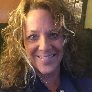 Meet your Posher, Annette